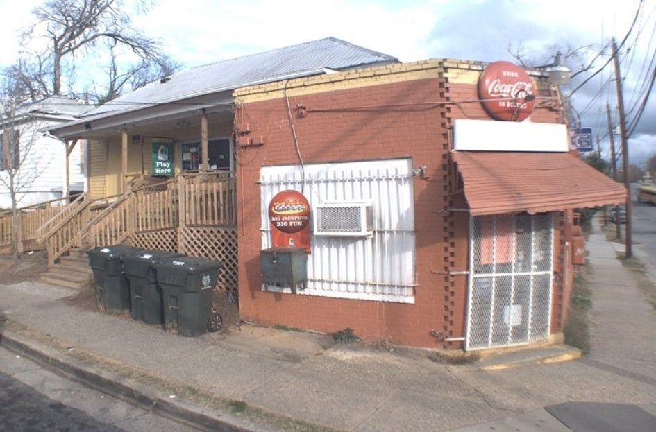 Portfolio: Street Front Retail/Office & Multi-family : 601 E Lenoir St, Raleigh, NC 27601